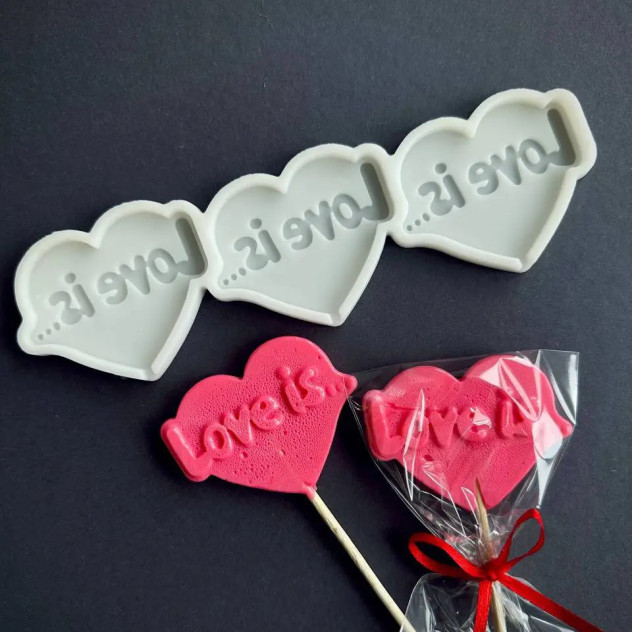 Силіконовий молд для льодяників Love is
