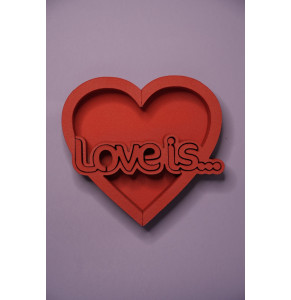 Пінобокс Серце червоне Love is