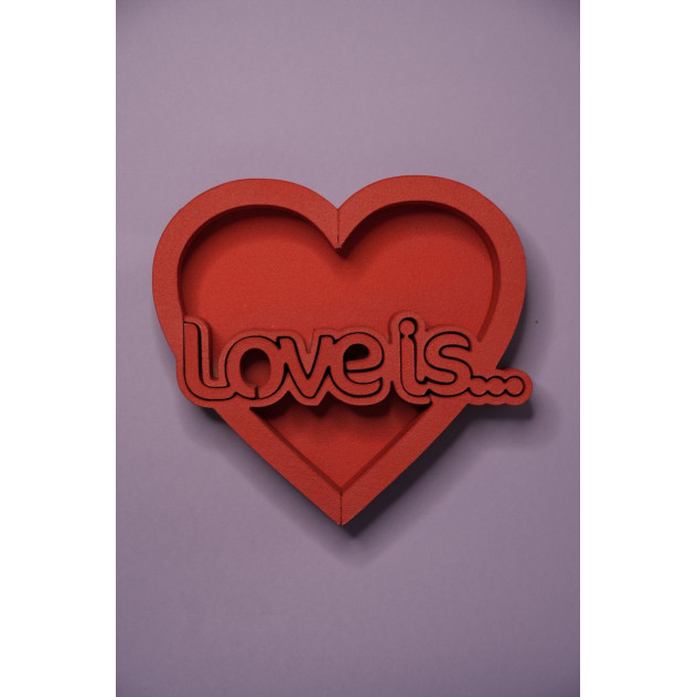 Пінобокс Серце червоне Love is